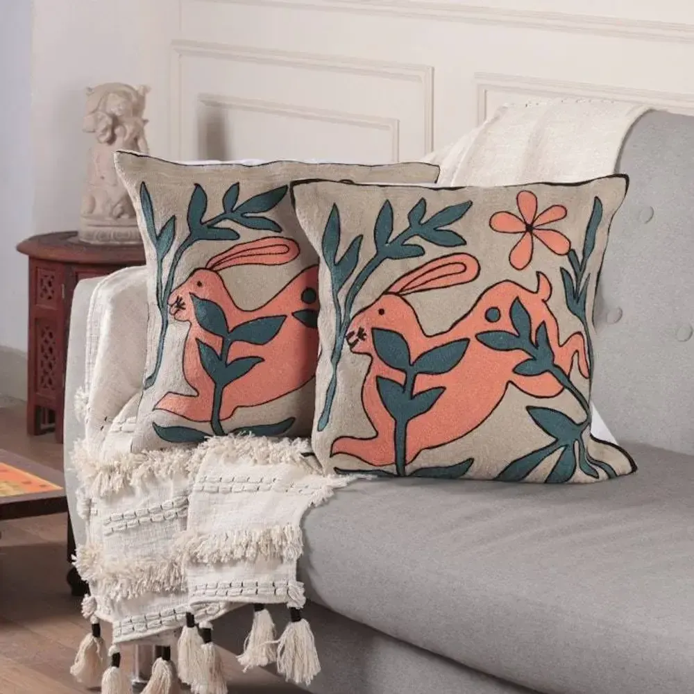 Pillows & Throws