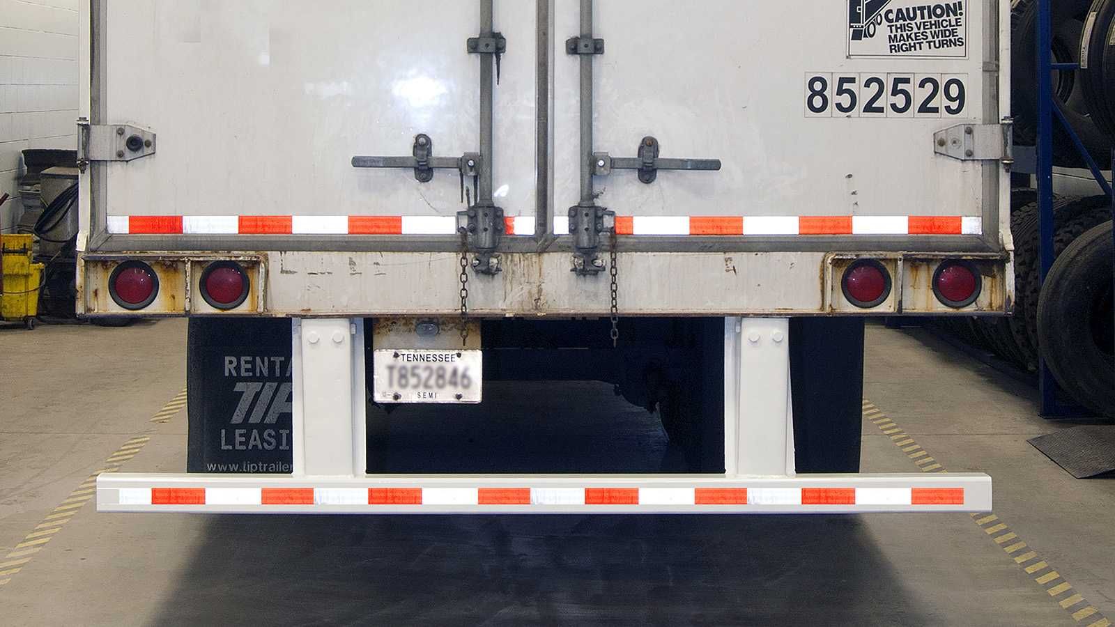 Rear bumper