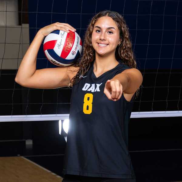 FROM RHYTHM TO RANGE: Csernik’s evolution into Klein Oak’s centerpiece and future Miami standout