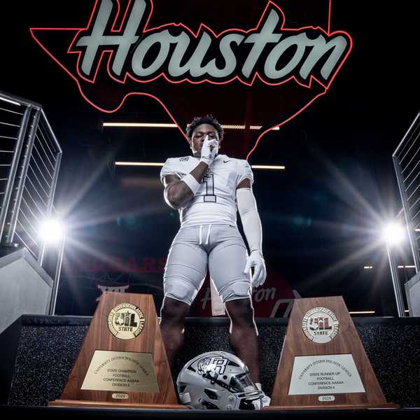 COMING FOR IT ALL: Texas-bound Williams-Callis chases history, legacy, and another ring with Randle