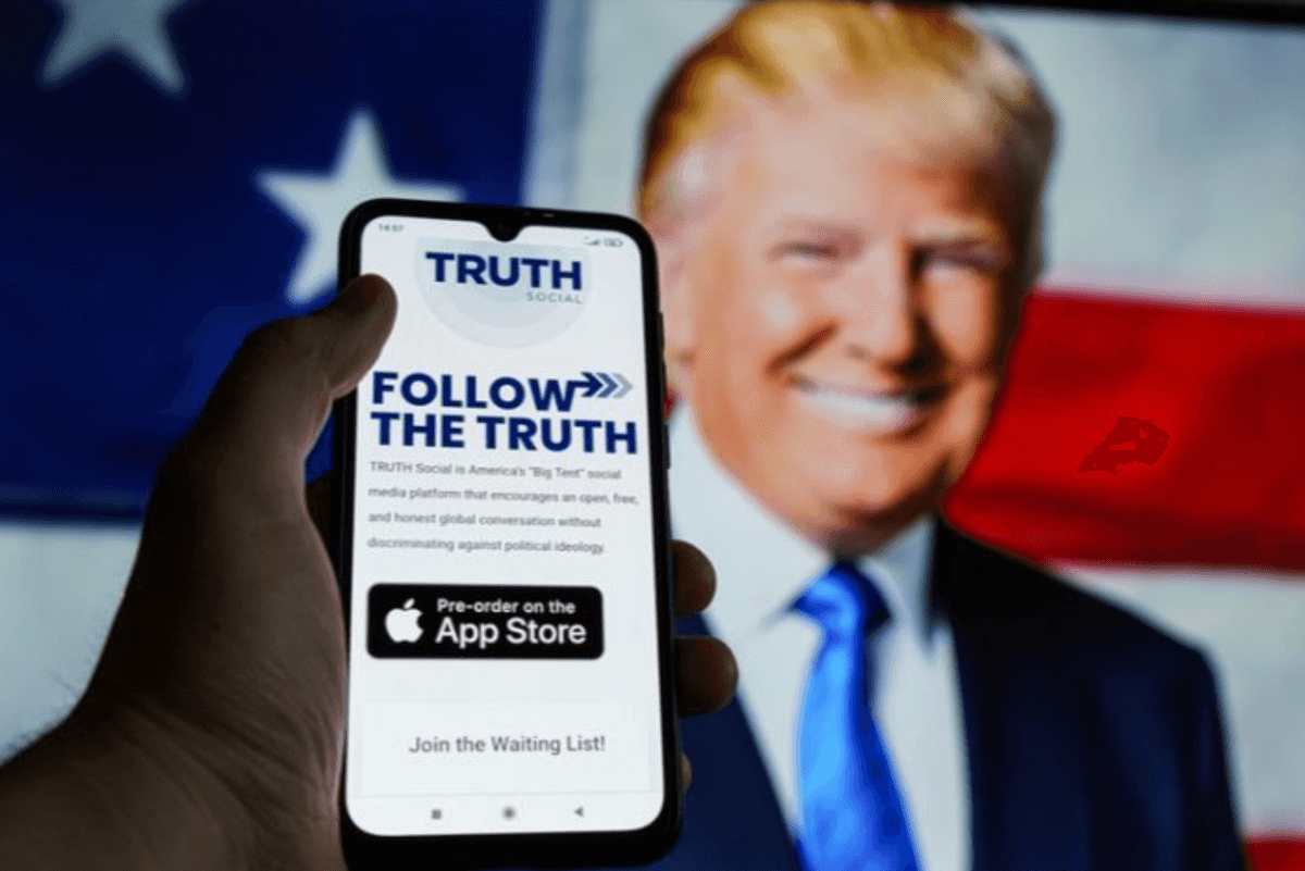 Conservative National Review Urges Trump Impeachment Over Latest Grift
