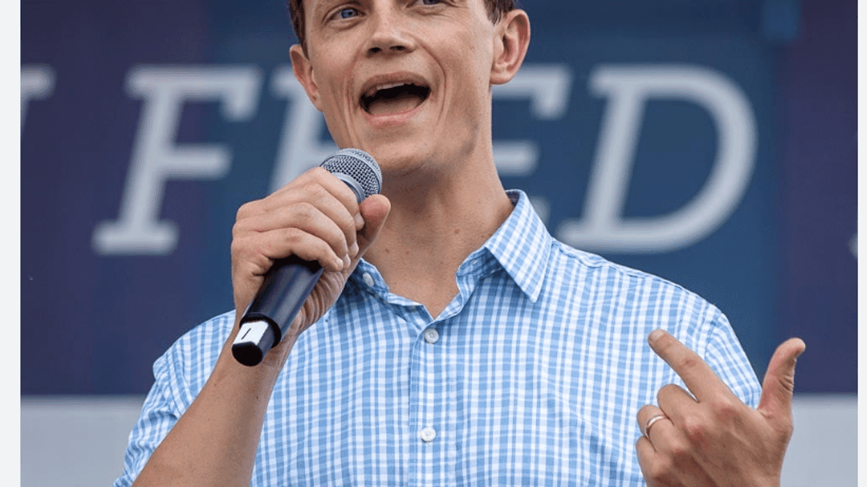 Will Solid Red Iowa Oust Republicans Over Its Carcinogenic Water?
