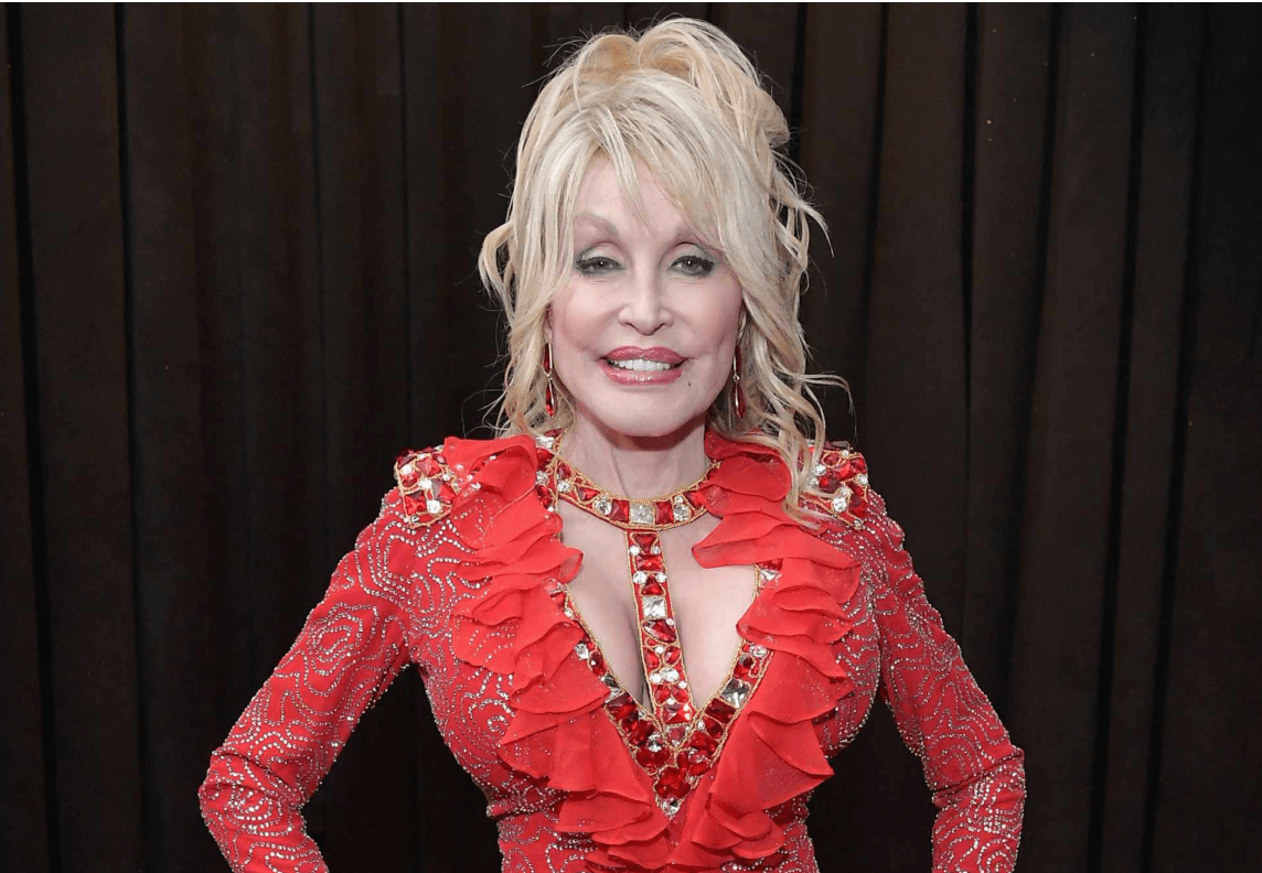 'A Poor Girl From The Mountains': Dolly Parton Musical Will Open On Broadway In 2027
