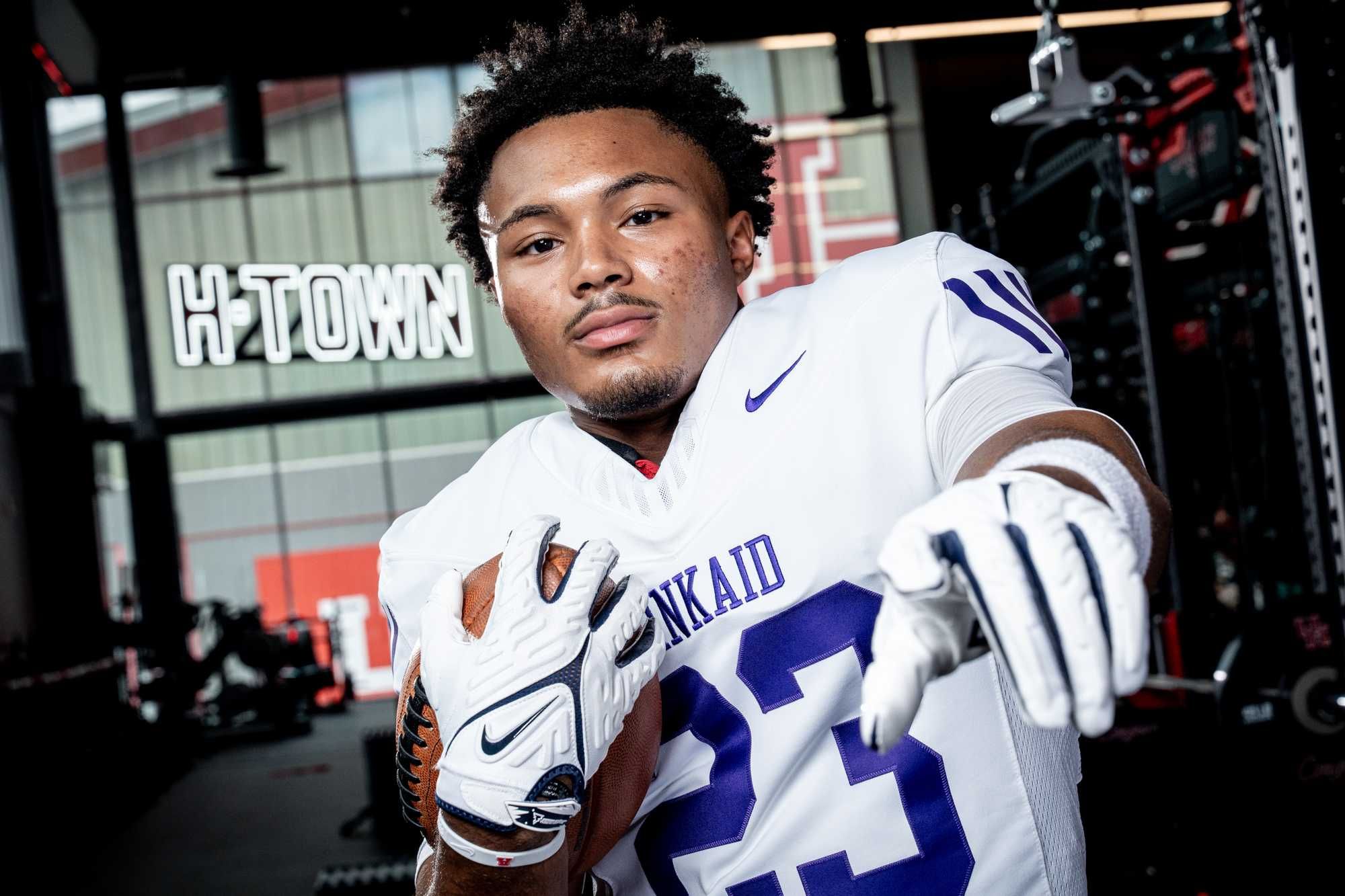 Houston Touchdown Club hosts its Private High School Kickoff Dinner tonight