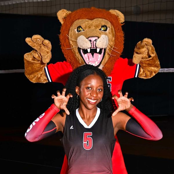 PIECE BY PIECE: Edison’s Progression Has Taught Her How She and Her Teammates Fit at Alief Taylor