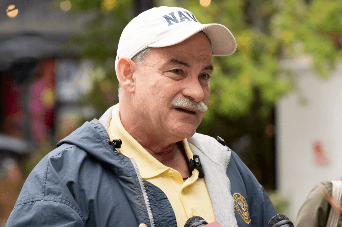 Maine GOP Nominee Blasted (By His Sister) Over Ties To Disgraced Dennis Hastert