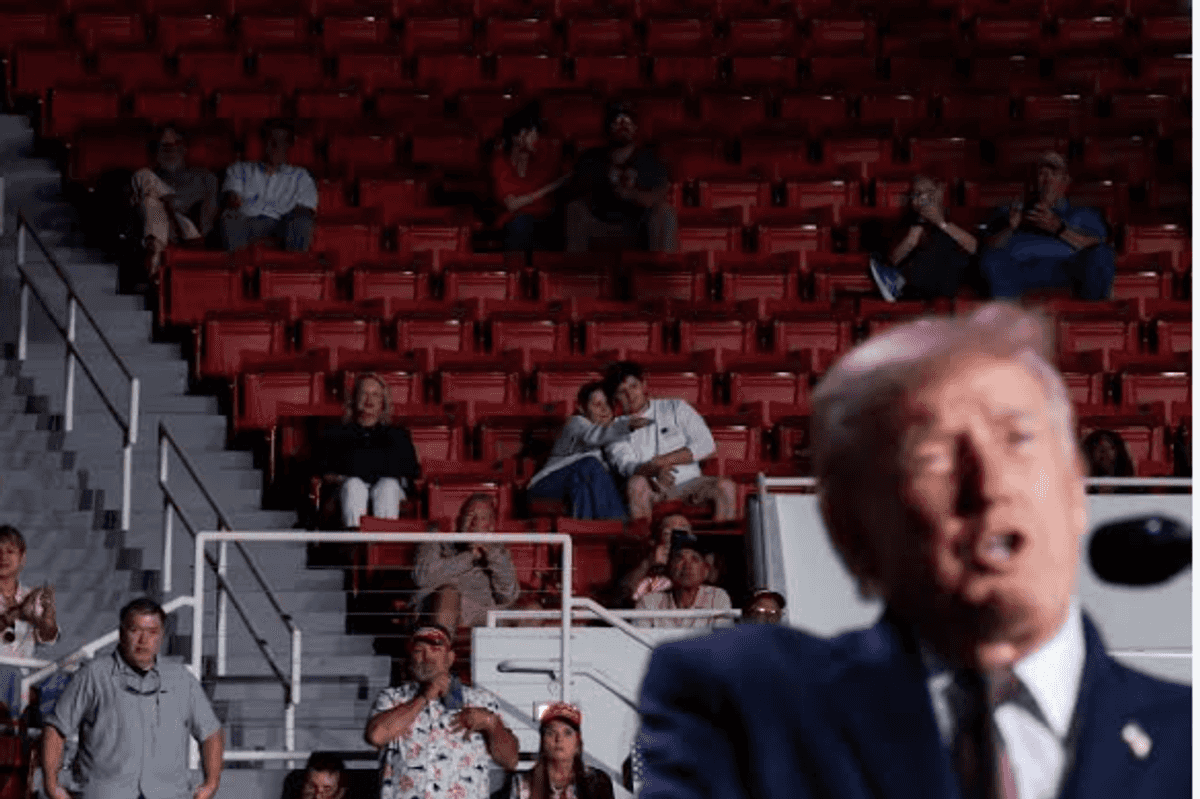 Trump Issues Absurd Threat Over Reports Of Empty Seats At Alabama Rally