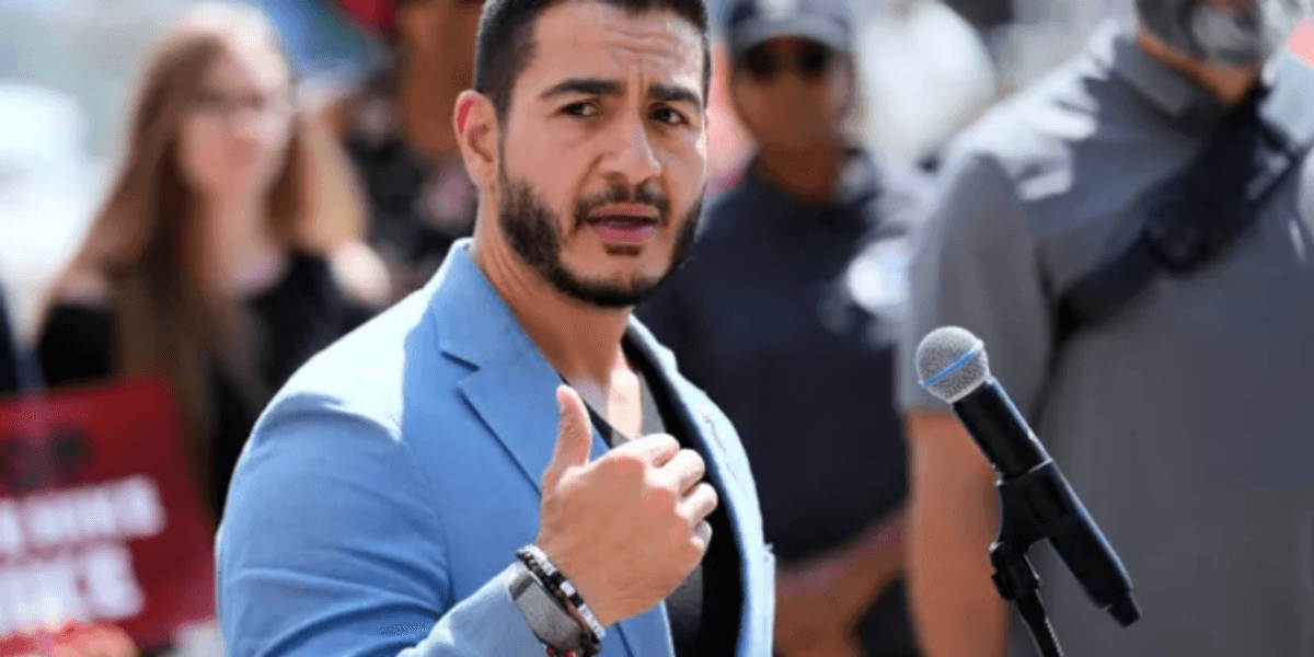 Targeting El-Sayed, Right-Wing Media Figures Say Muslims Can't Belong In America