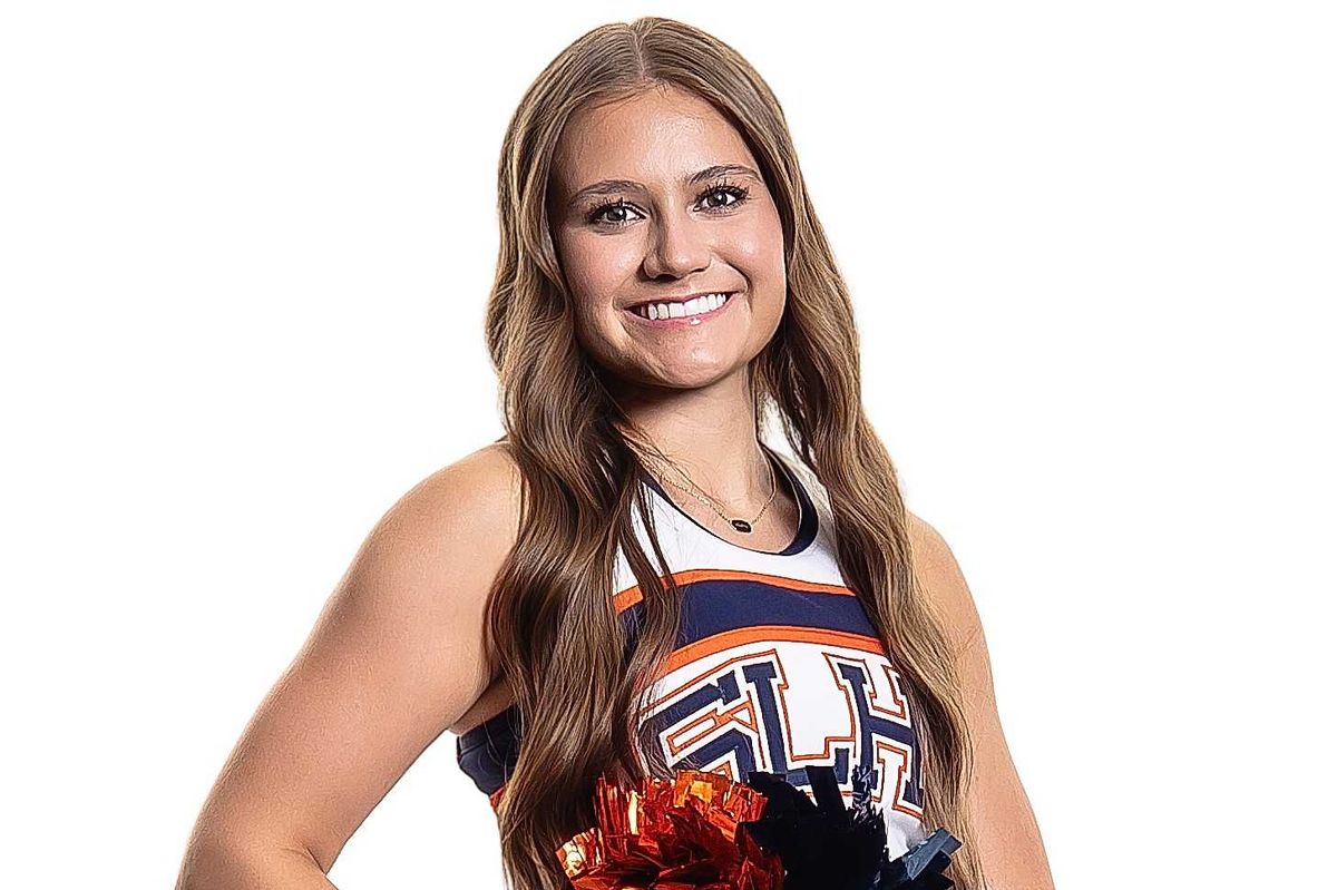 Former Seven Lakes' cheer captain named TGCA Cheerleader of the Year; watch the pod