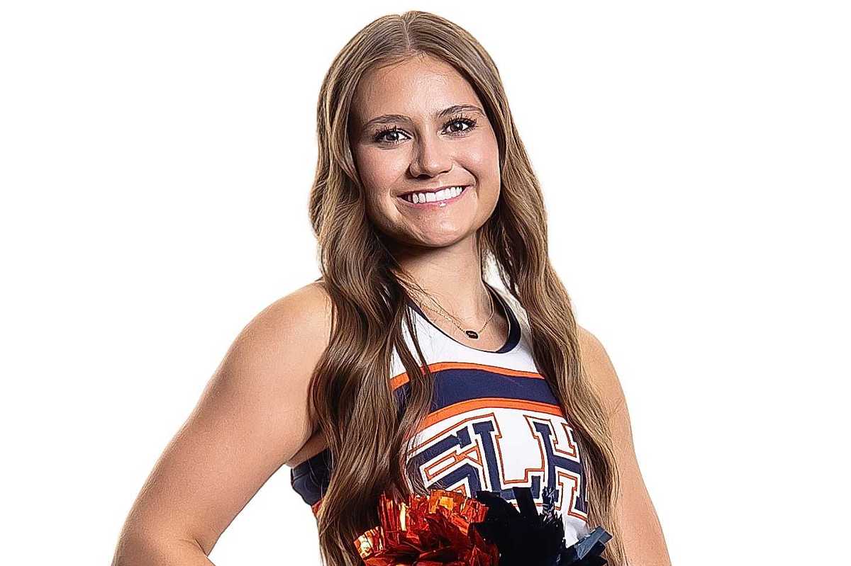 Former Seven Lakes' cheer captain named TGCA Cheerleader of the Year; watch the pod