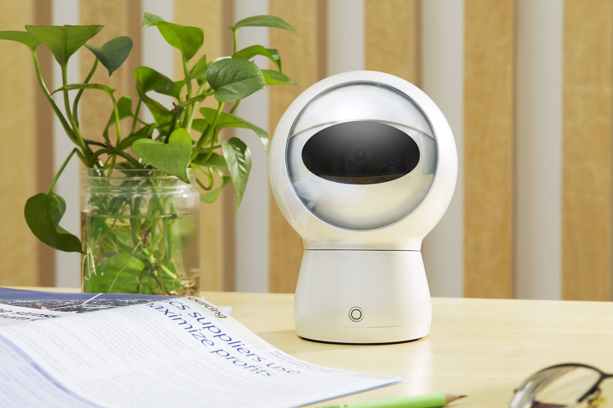 Pilot Labs Announces Moorebot – the Cute Robotic Personal Assistant and Entertainer