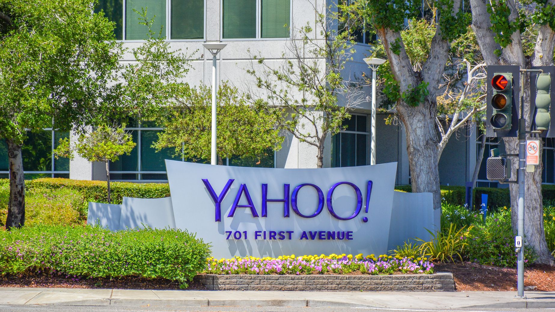 Yahoo Hack Is Bigger Than Population of The U.S.