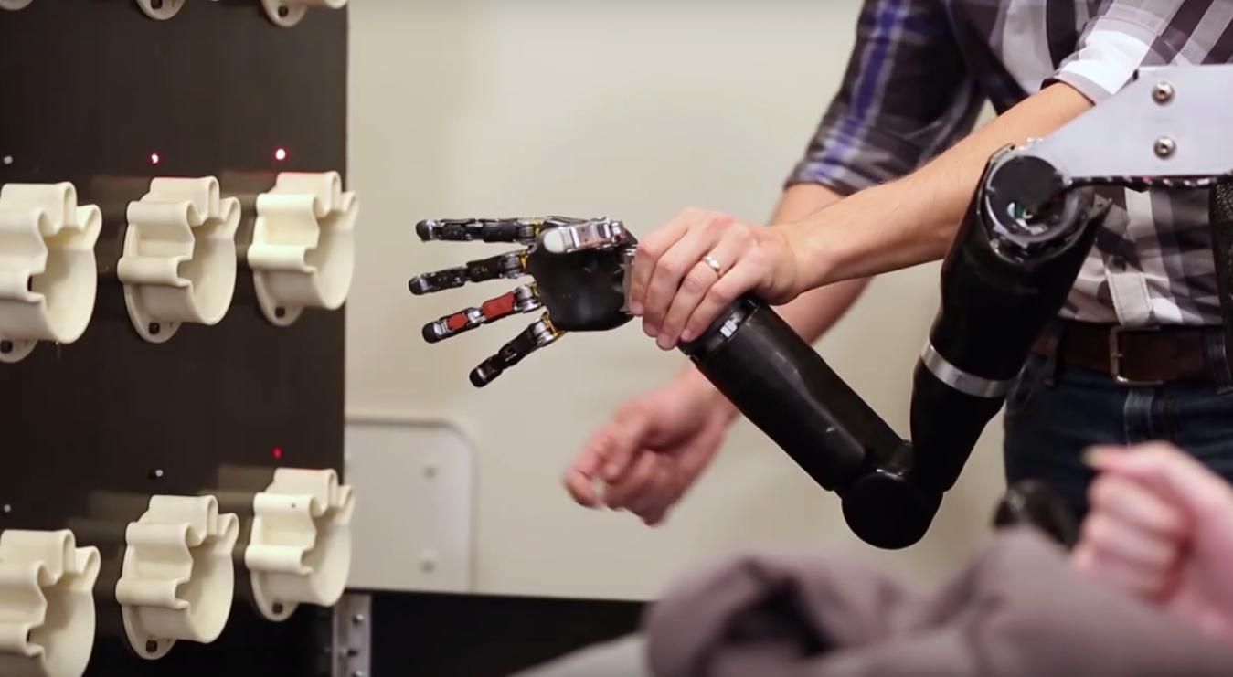 Watch The Robotic Arm That Fist-Bumped POTUS