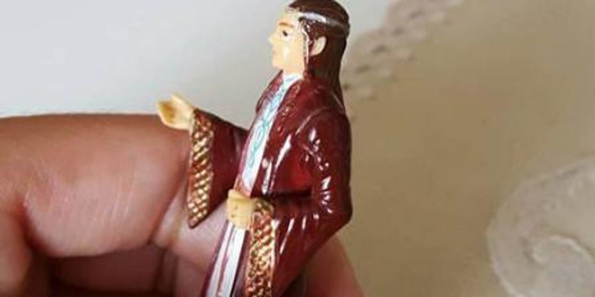 Great-Grandmother Mistakes "Lord of the Rings" Action Figure For Saint Anthony Statuette