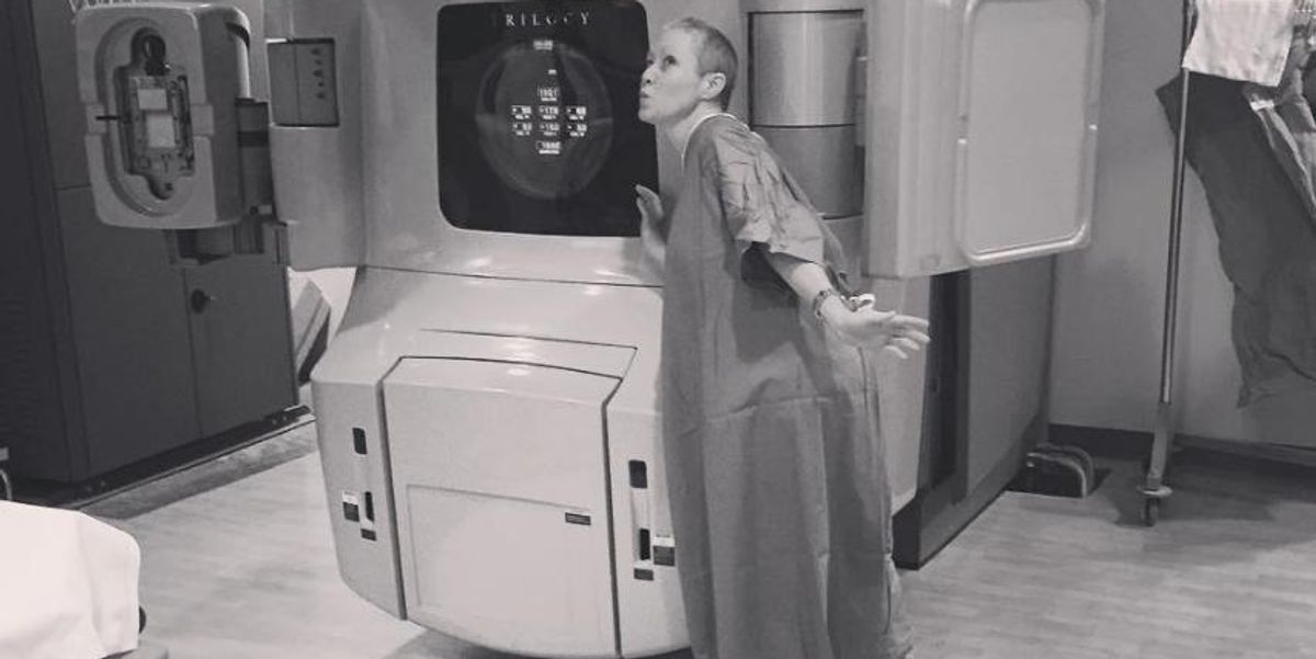 Shannen Doherty Shares Tribute To Her "#CancerSlayer" Radiation Machine