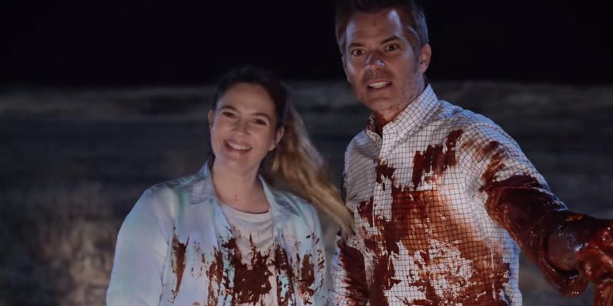 Watch Drew Barrymore's New Cannibal-Zombie Netflix Comedy 'Santa Clarita Diet'