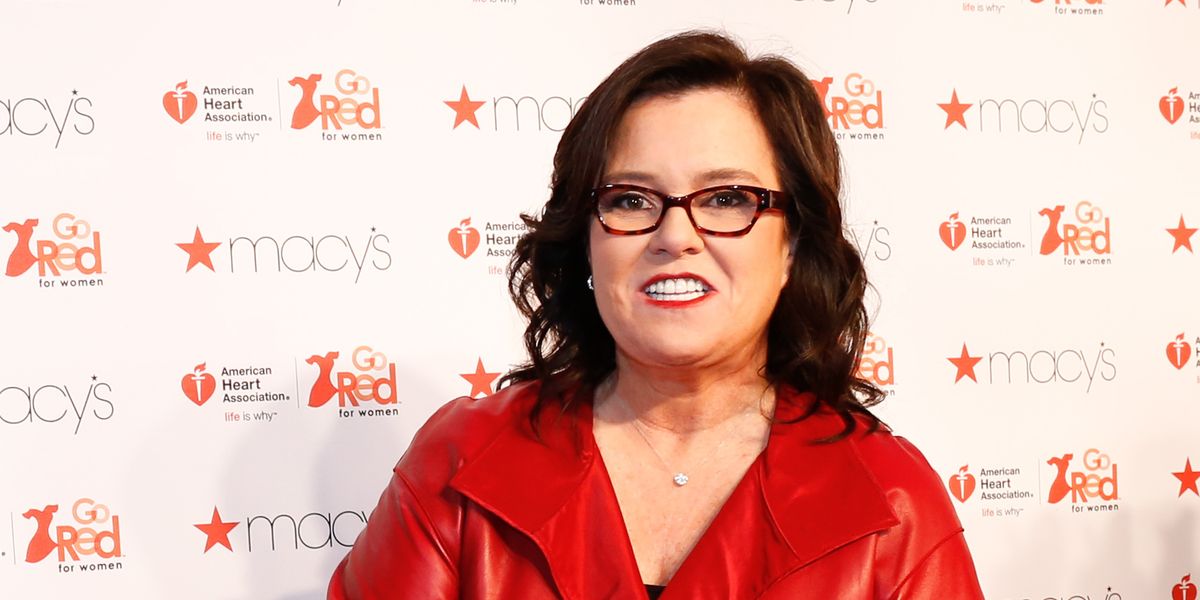 Rosie O'Donnell Offers To Play Steve Bannon On "SNL"