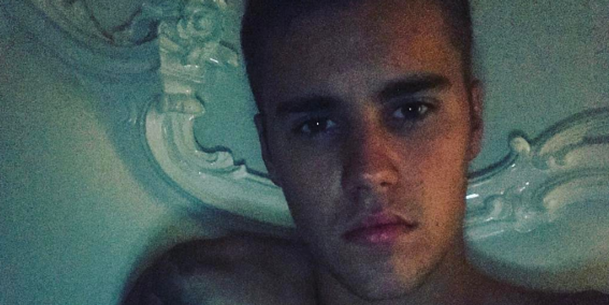 Justin Bieber Pulls the Ol' "Spilt Water" Excuse to Explain His Wet Crotch