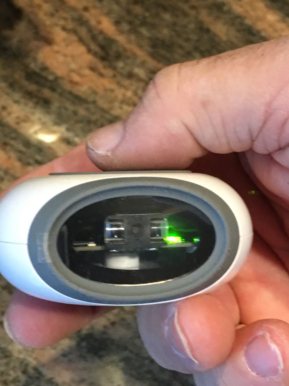 Underneath look of Hiku's scanner.