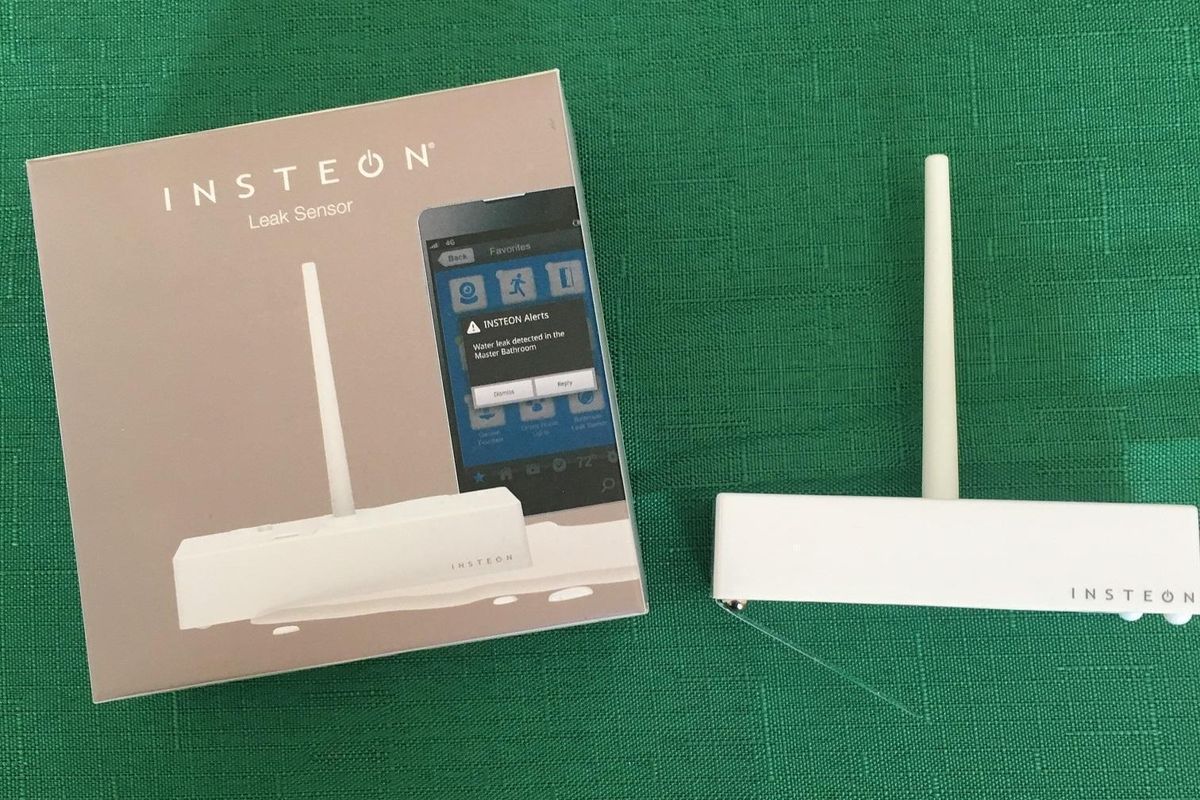 A photo of Insteon Water Sensor and box on a countertop