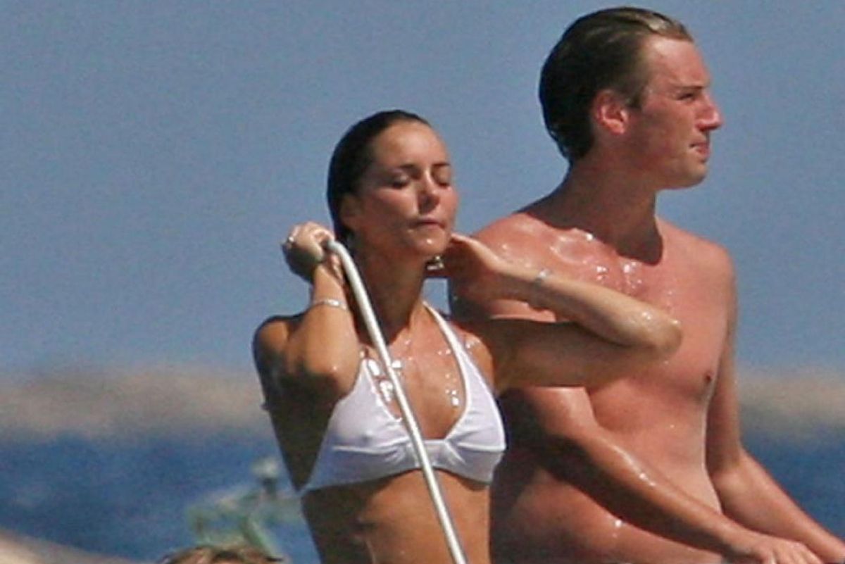 Royals sue tabloids over topless photos of Kate Middleton