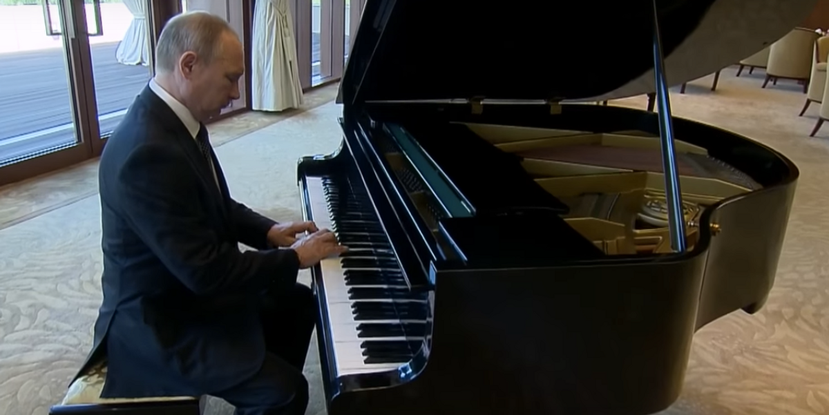 Watch Putin Play The Piano, Troll The World