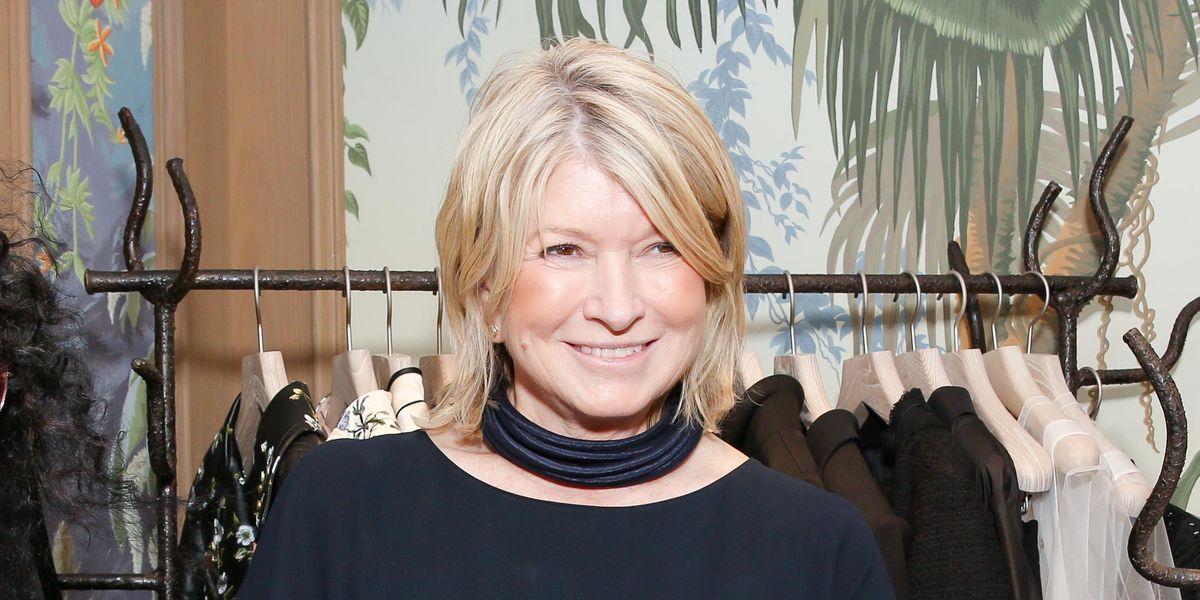 Martha Stewart Hijacked a Person's Photo to Flip Off the President's Portrait
