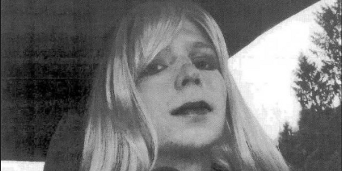 UPDATE: Chelsea Manning Has Posted the First Post-Prison Pic of Herself and She's Glorious