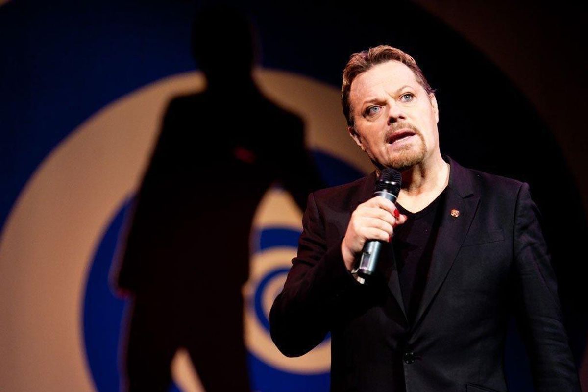 REVIEW | Eddie Izzard's 'Believe Me' is thoughtful, funny, and heartbreaking