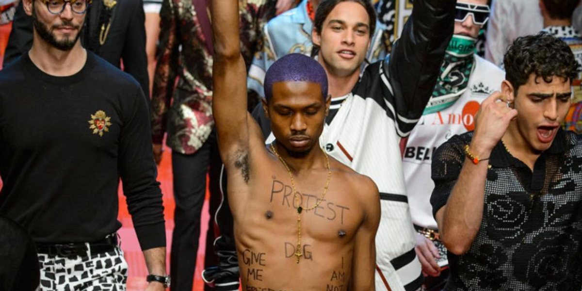 Raury Staged A Protest Against Dolce & Gabbana At Their Men's Runway Show -  PAPER