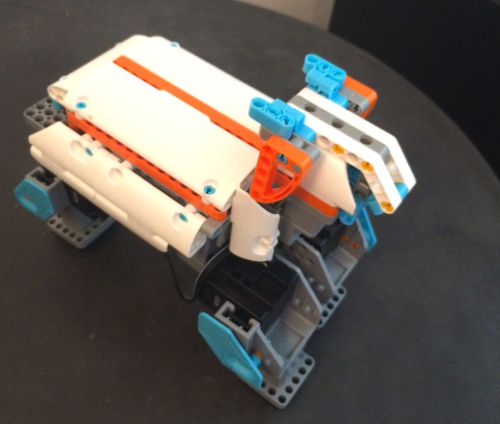 Review Jimu BuzzBot & MuttBot Kit lets you build robot dogs Gearbrain