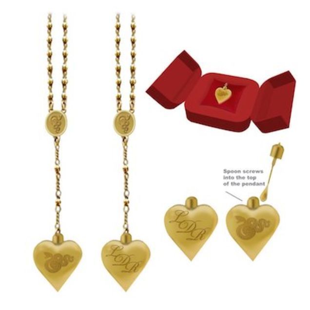 Lana Del Rey is Now Selling Cruel Intentions Esque Lockets for Stylish Discreet Cokeheads PAPER Magazine