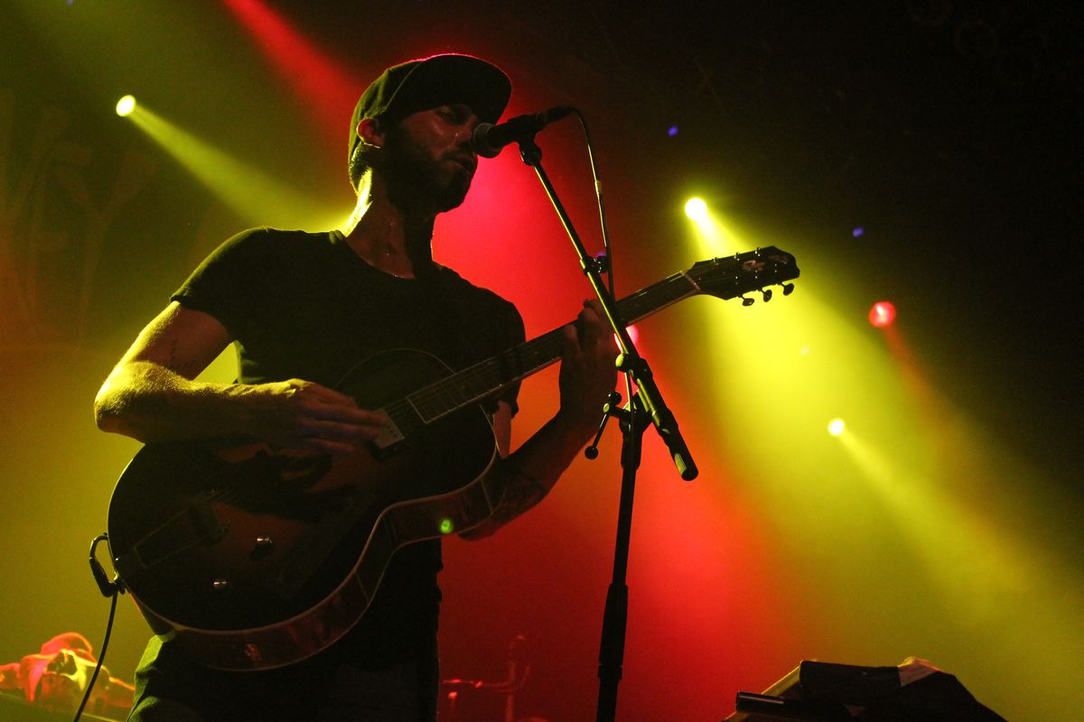 REVIEW | SHAKEY GRAVES is now more than just a bootleg favorite