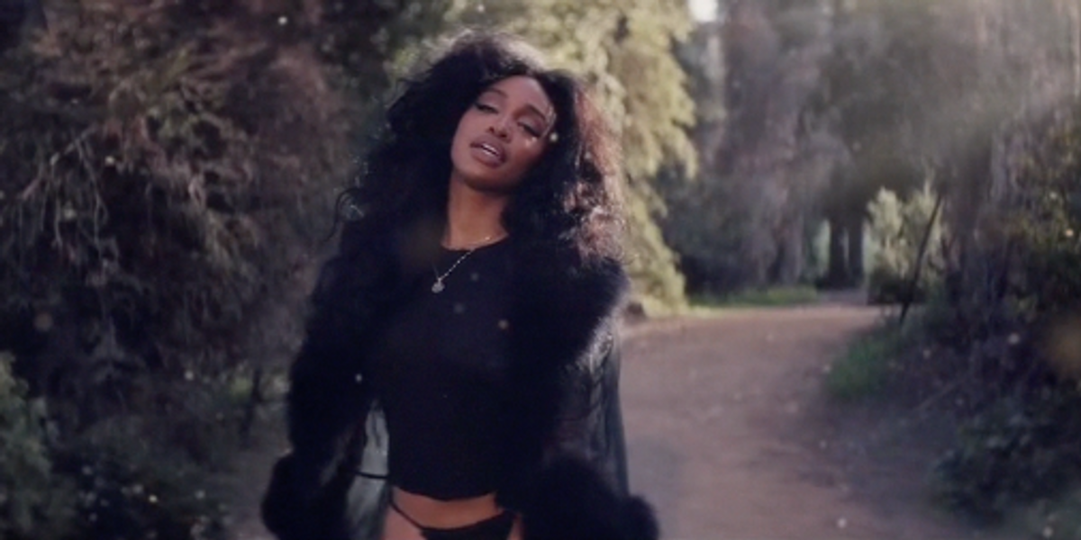 SZA is a Living Dream in New "Supermodel" Video