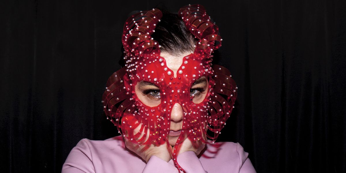Björk Is Moving On From Heartbreak On Her "Tinder Record" New Album