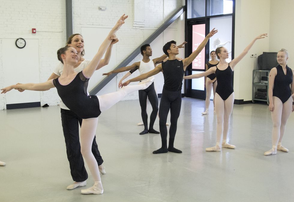 These 5 Bad Habits Are Easy To Forget But Fixing Them Can Take Your Dancing To The Next Level Pointe These 5 Bad Habits Are Easy To Forget But Fixing Them Can Take Your Dancing To The Next Level Pointe
