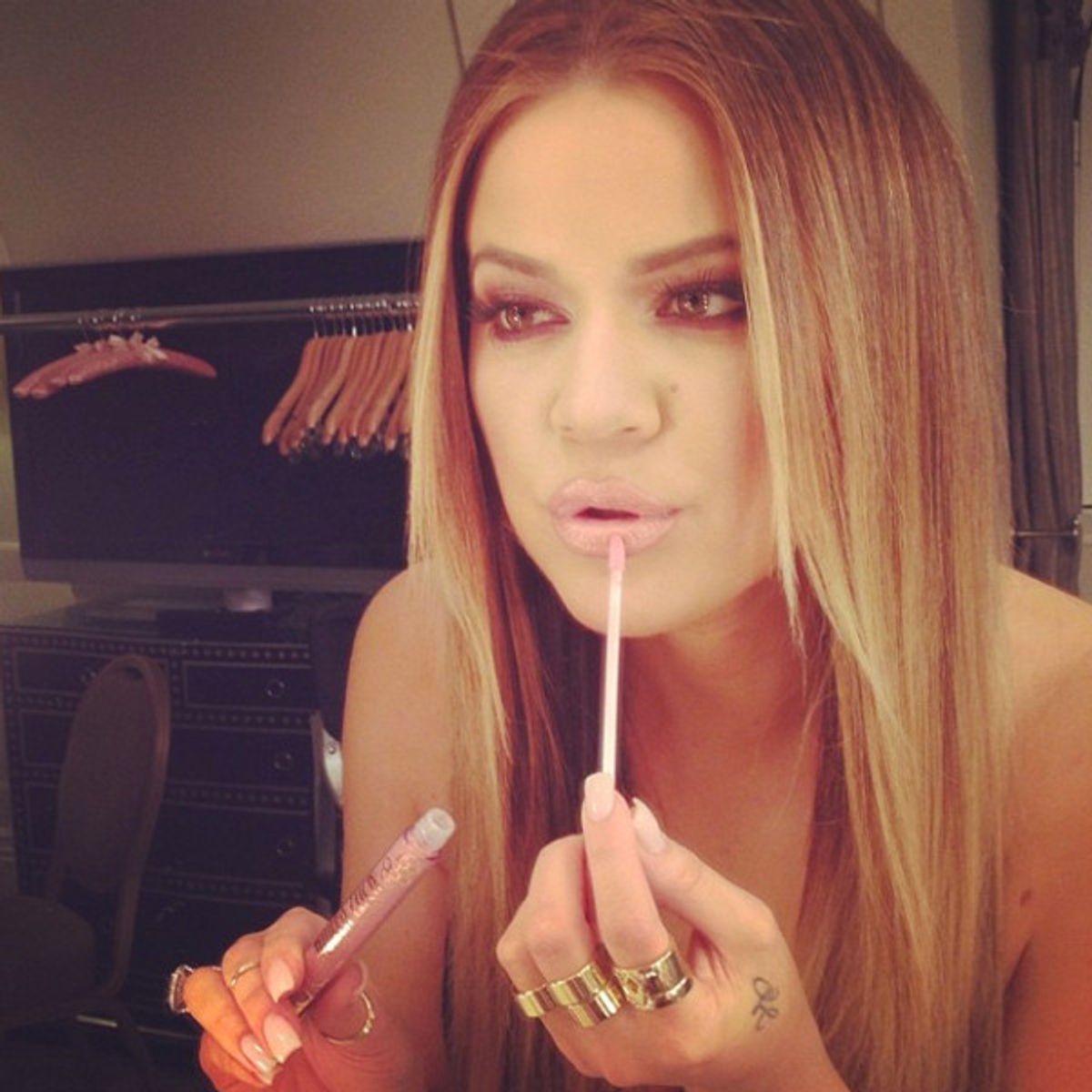 A Night Out As Told By Khloe Kardashian