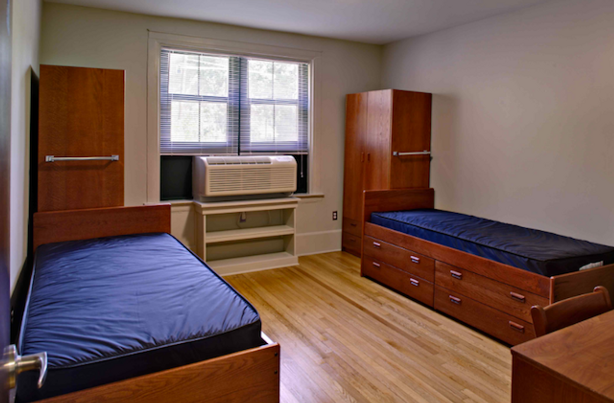 The 20 Truths Of Living In A College Dorm