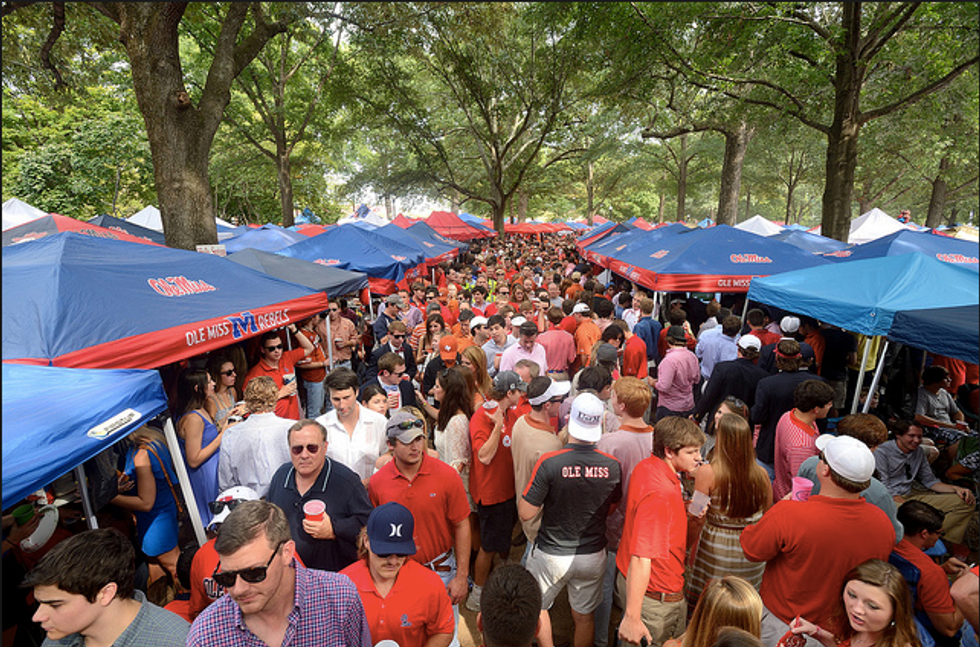 The Ultimate Tailgating Supplies List