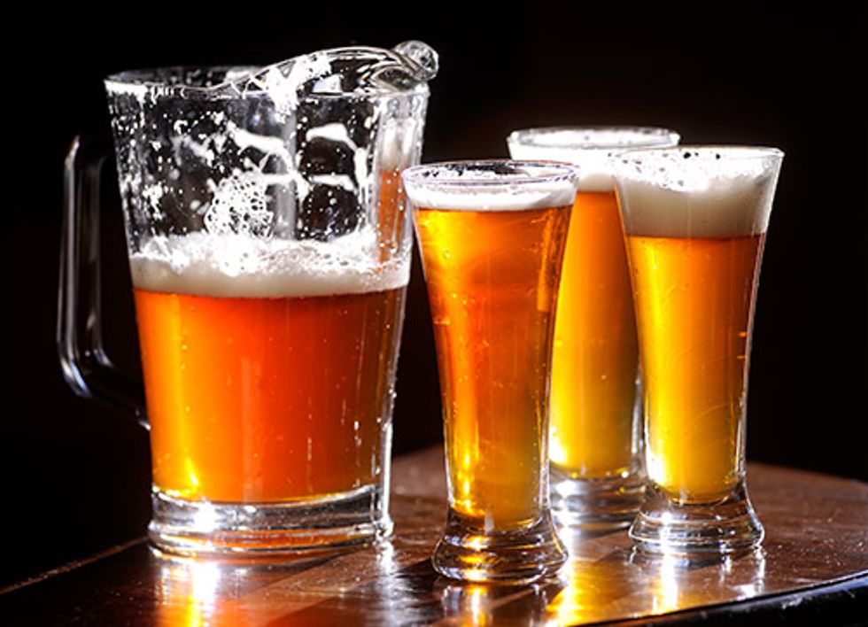 18 Drinks You'll Find In A College Bar And What They Say About You