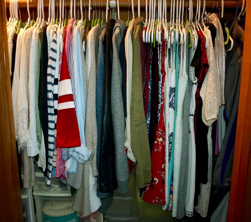 6 Tips On How To Purge Your Closet