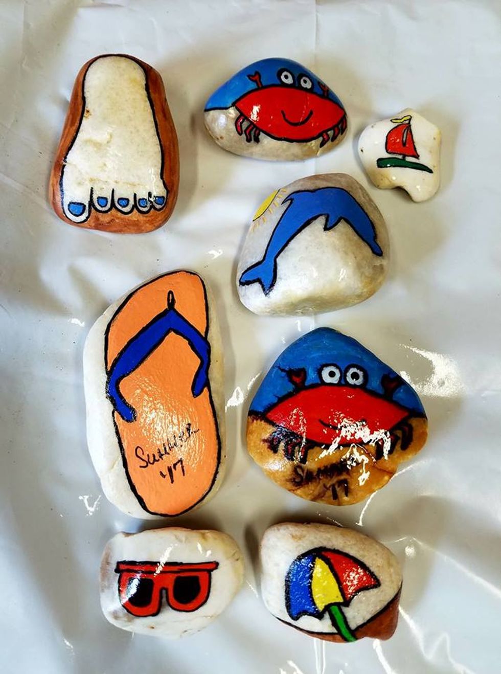 12 Reasons Joining The Kindness Rocks Project Will Make Your Day