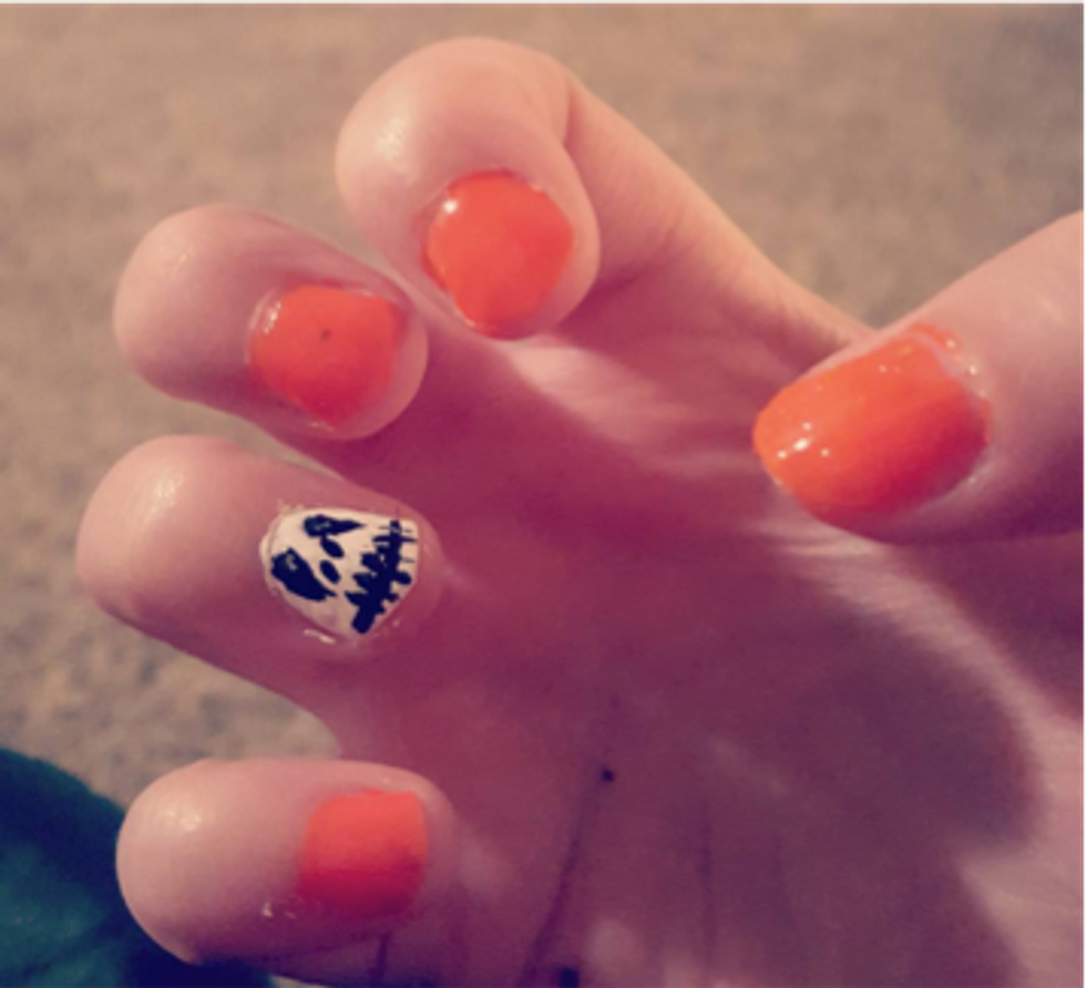 20 Absolutely CringeWorthy Nail Fails