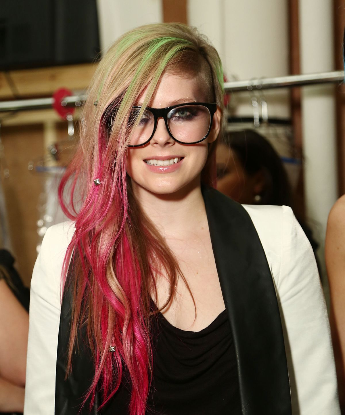 Proof That The Avril Lavigne Conspiracy Theory Is Just Not True
