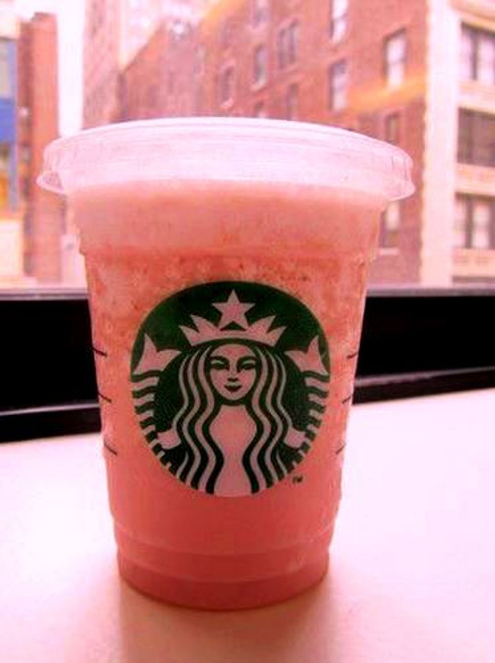 12 Starbucks Iced Drinks You NEED In Your Life strawberry-blended-lemonade-at-starbucks-i-m-going-to-have-to-try