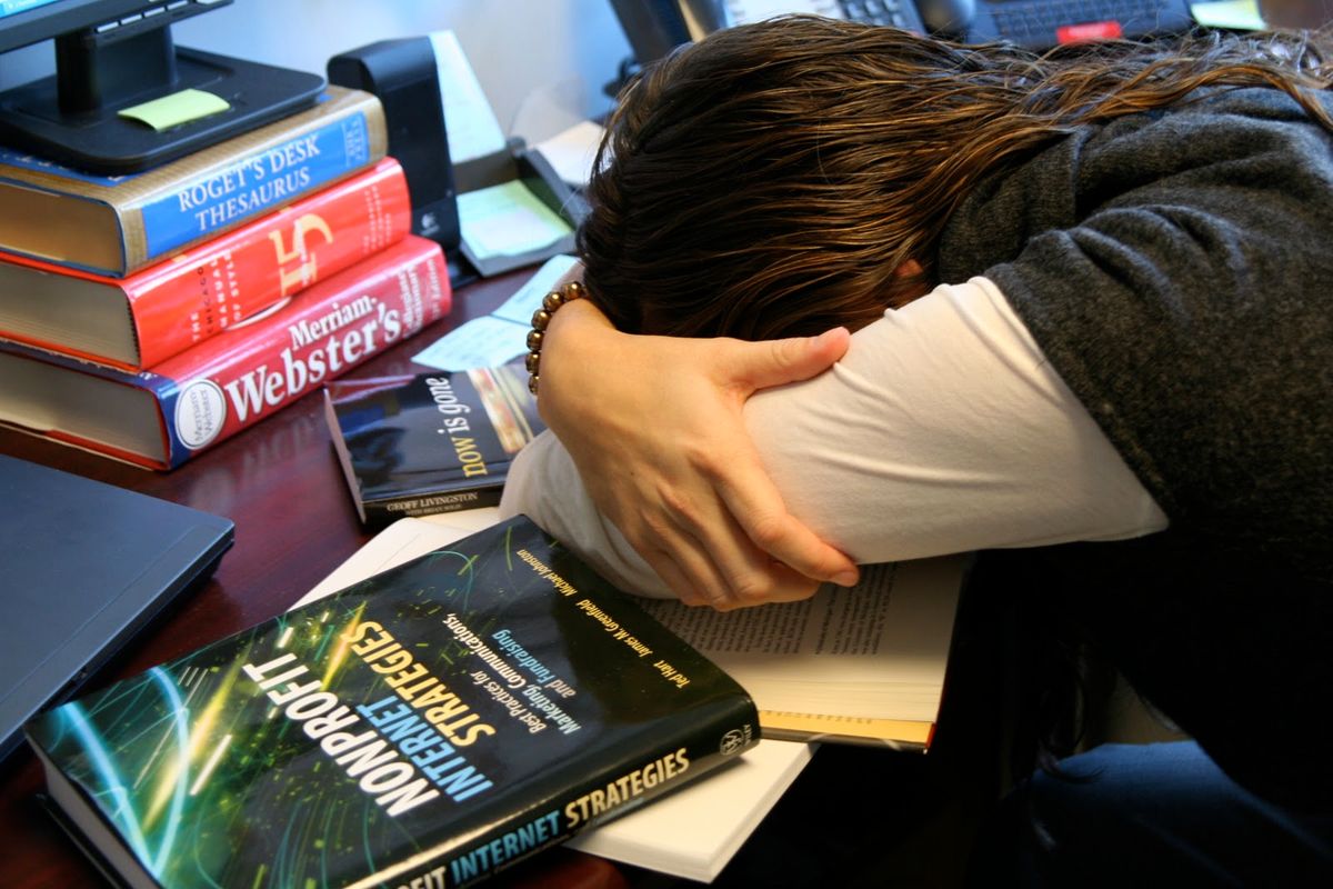 10 Stages Of Finals Week From A Graduating Senior
