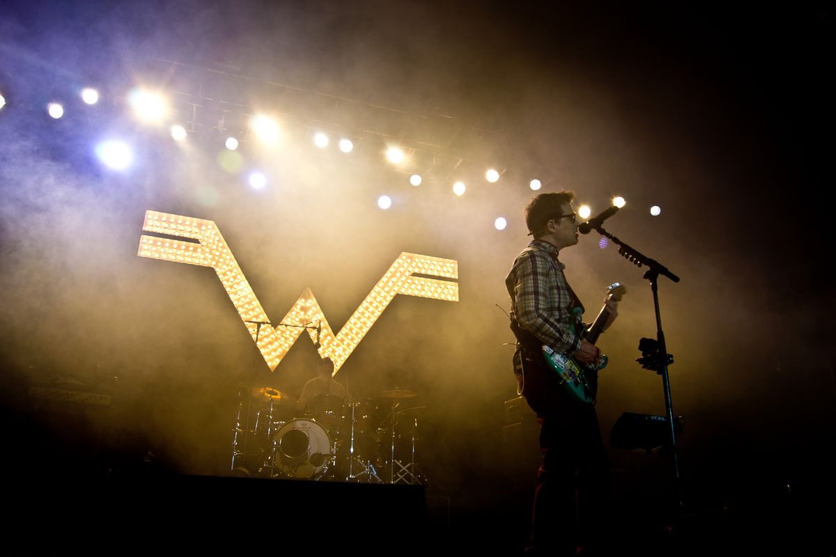 Top 10 Weezer Songs Of All Time