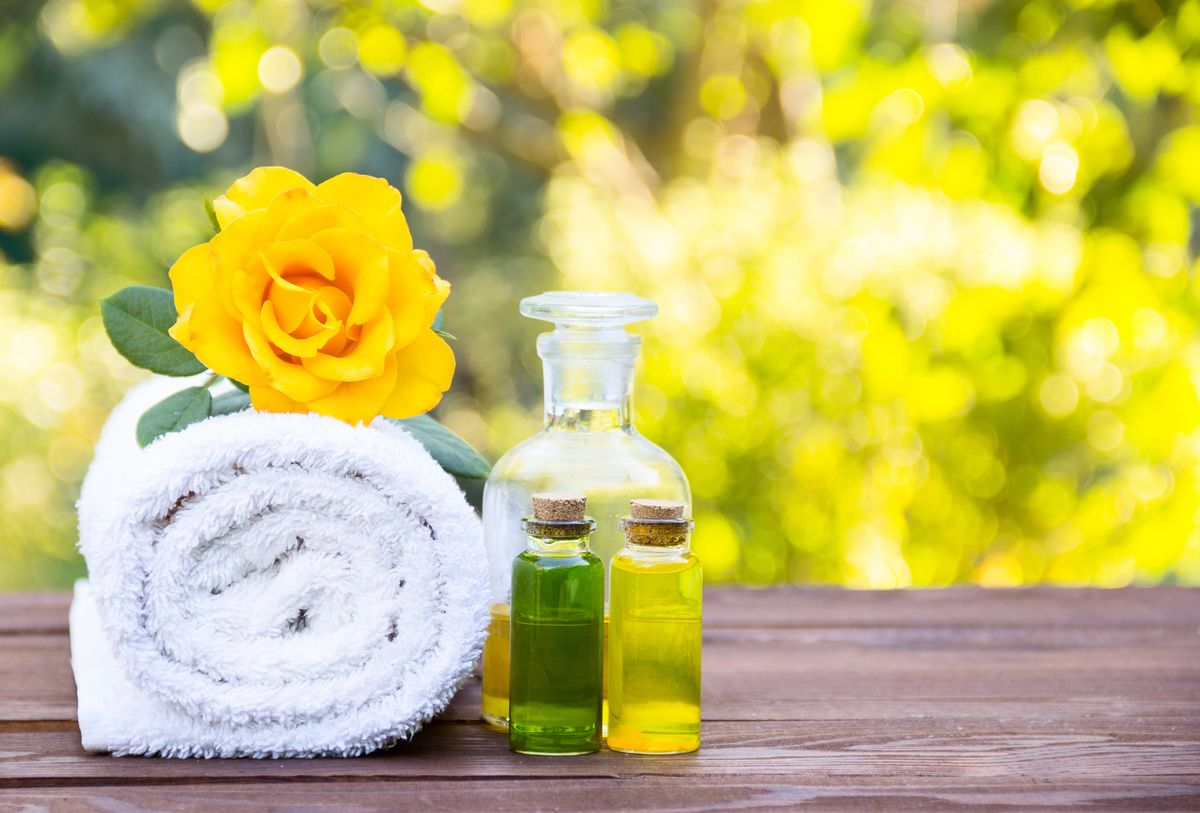 5 Healthy Ways You Use Tea Tree Oil