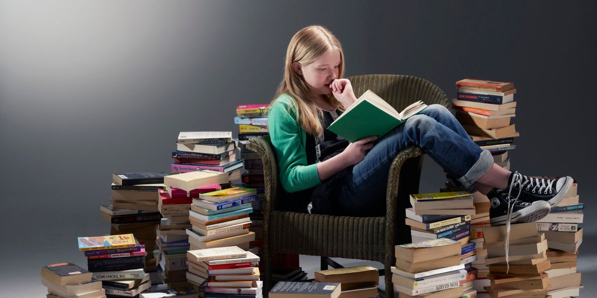 10 Stages Of A Reading Slump