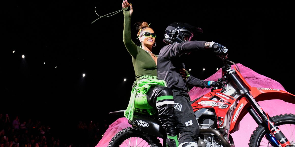 Rihanna Revved Her Engines For the SS18 Fenty x Puma Show
